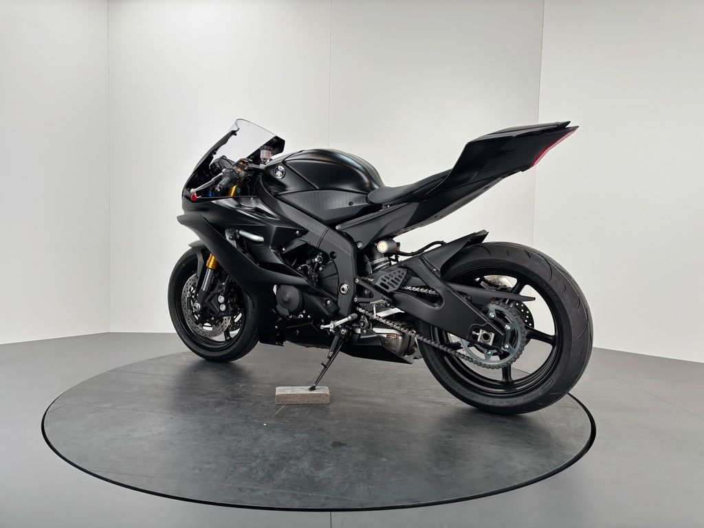 Fahrzeugabbildung Yamaha YZF R6 RACE *NEUFAHRZEUG MJ 25 *UMBAU MÖGL.