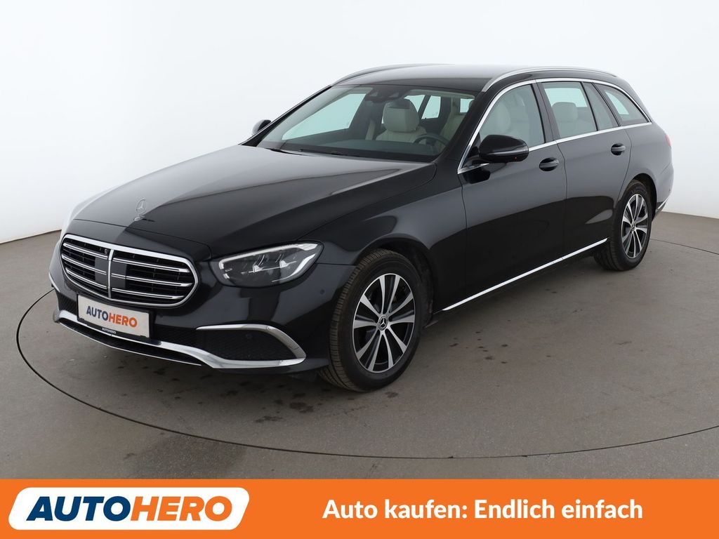 Image of Mercedes-Benz E 200