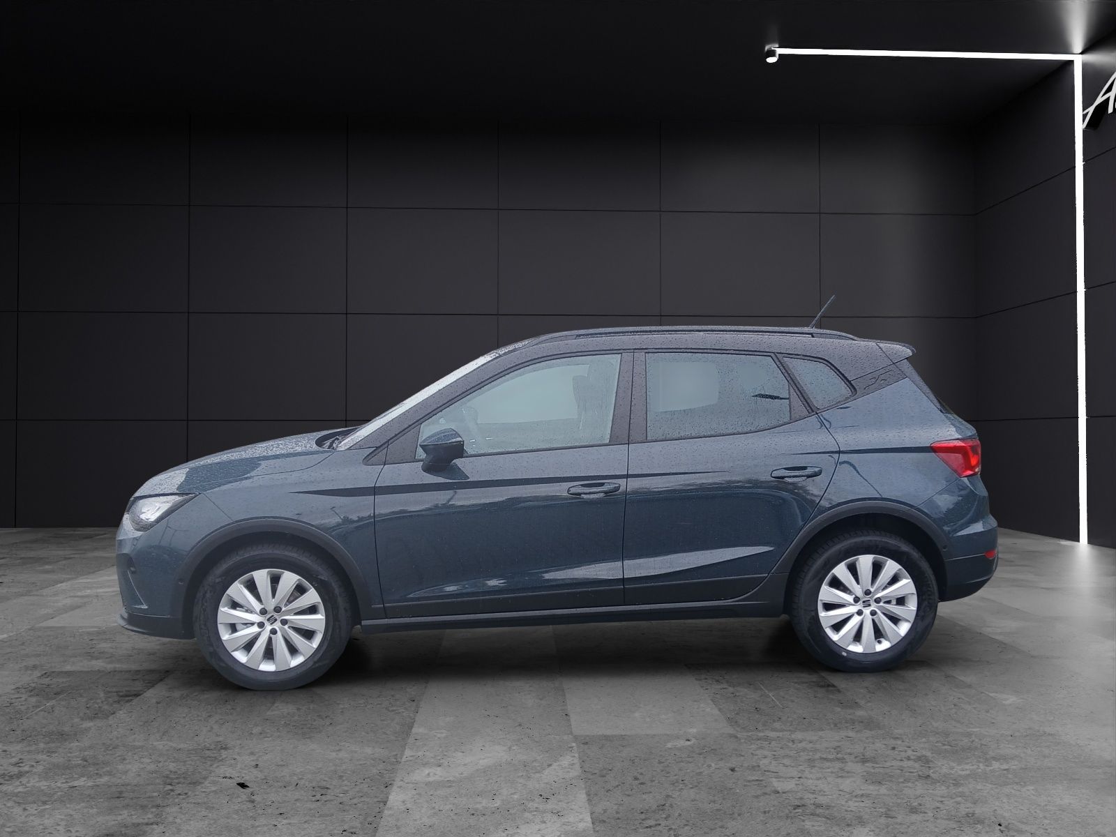 Fahrzeugabbildung SEAT Arona TSI Style LED Navi VC ACC RFK SH LM