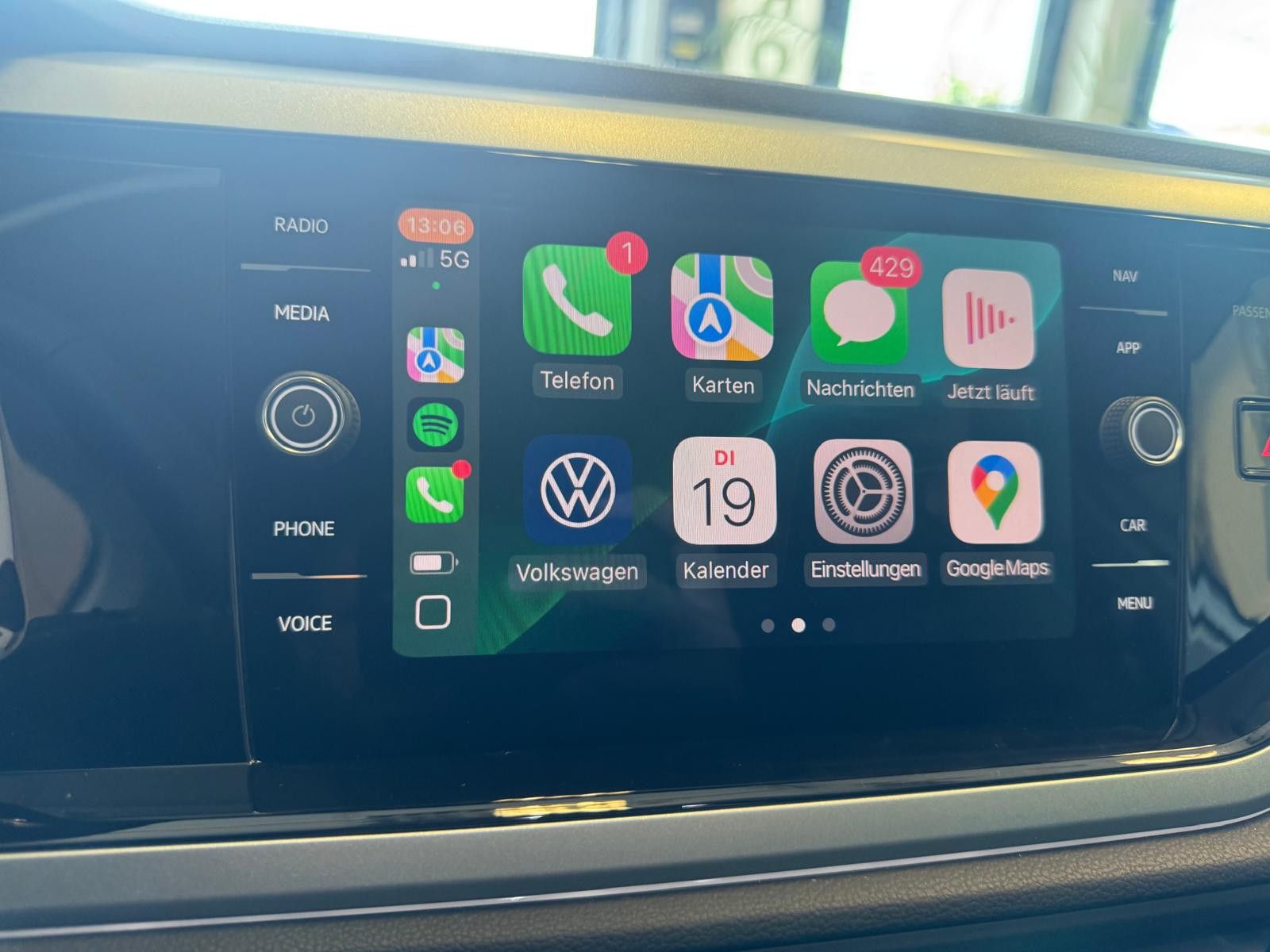 Fahrzeugabbildung Volkswagen Taigo Goal /1.HAND/WENIG KM/GARANTIE/CARPLAY