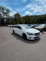 Mercedes-Benz CLA 180 Shooting Brake  Sehr guter Zustand... - Mercedes-Benz CLA 180 Shooting Brake von privat