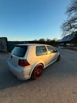 Volkswagen Golf 4 GTI V5 - Volkswagen Golf aus 2001: GTI