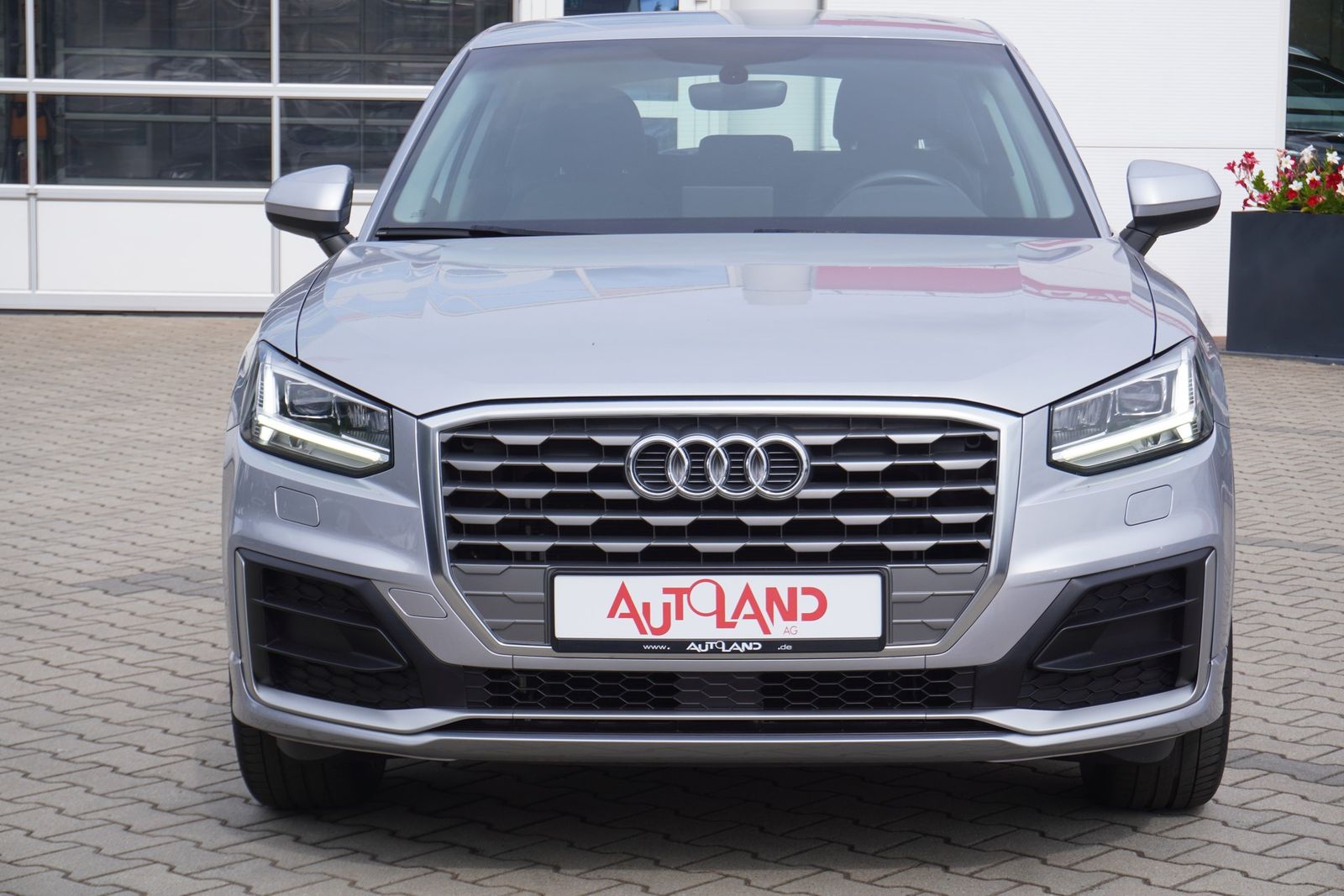 Audi Q2 35 1.5 TFSI S-Line LED Navi Sitzheizung AHK imagem 3