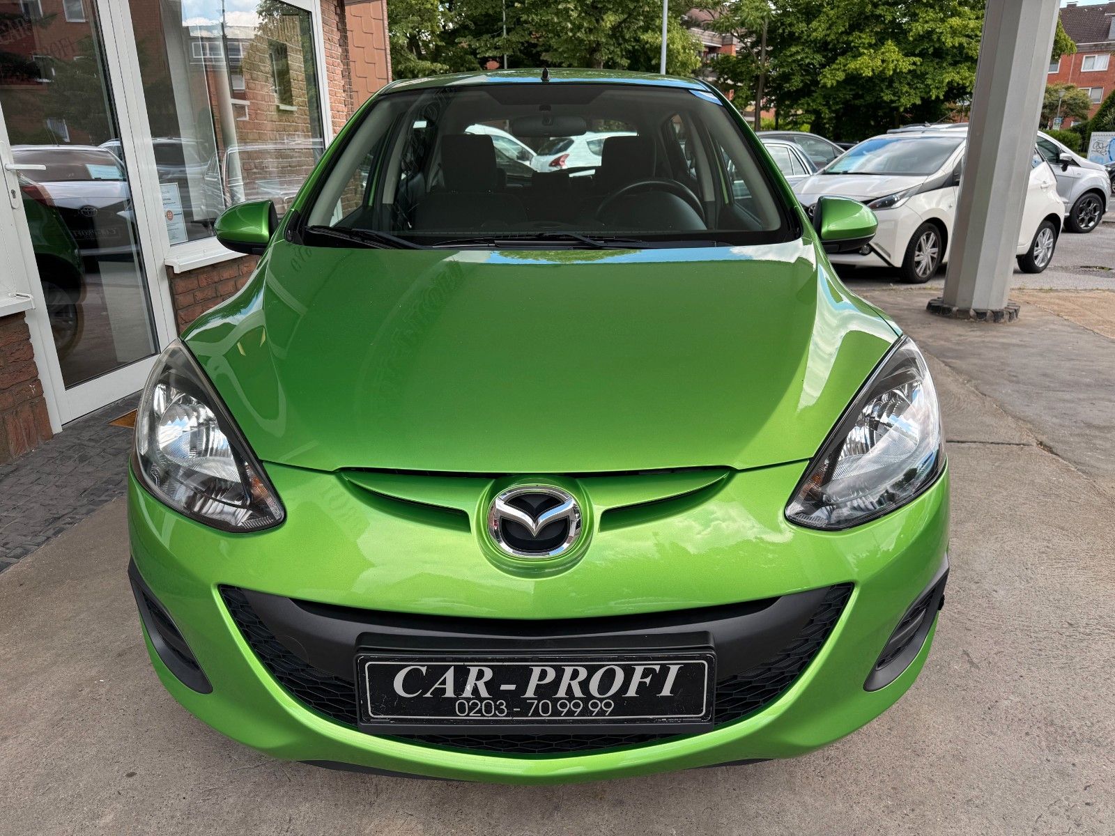 Fahrzeugabbildung Mazda 2 Lim. 1.5 Center-Line Autom. Klima/TÜV NEU