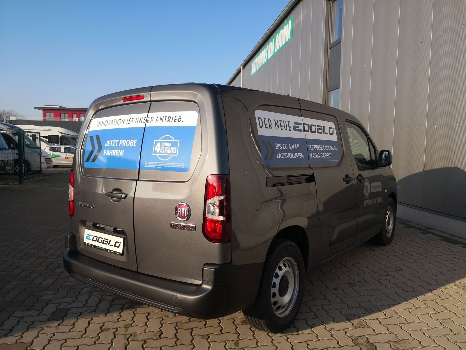 Fahrzeugabbildung Fiat E-Doblo Cargo KaWa L2 100KW 50KWh