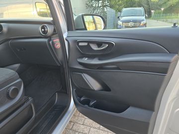 Mercedes V 250 - 11