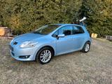 Toyota Auris 2.0 D-4D, TÜV, NAVI - Toyota Auris Gebrauchtwagen in München