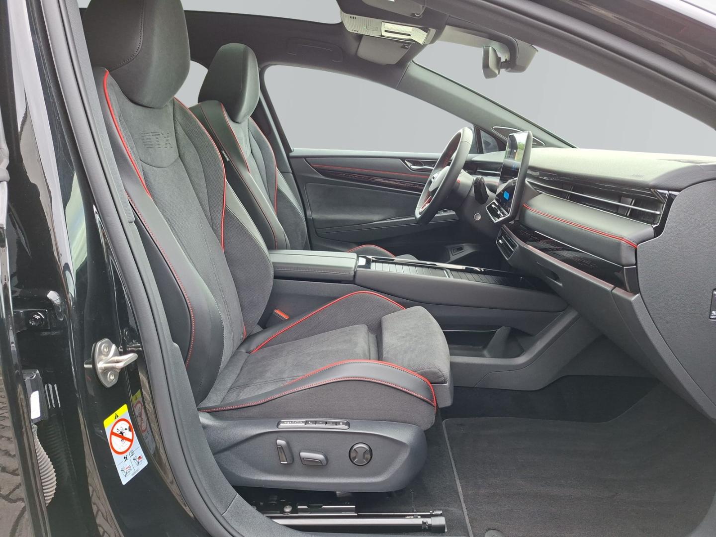 Volkswagen ID.7 Tourer GTX 4Motion *AHK*NAVI*KAMERA*PANO*DC