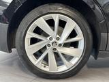 Skoda Enyaq 80 Suite Drive Sport NAV+LED+20ZO+KAM+ACC - Skoda Enyaq aus 2021