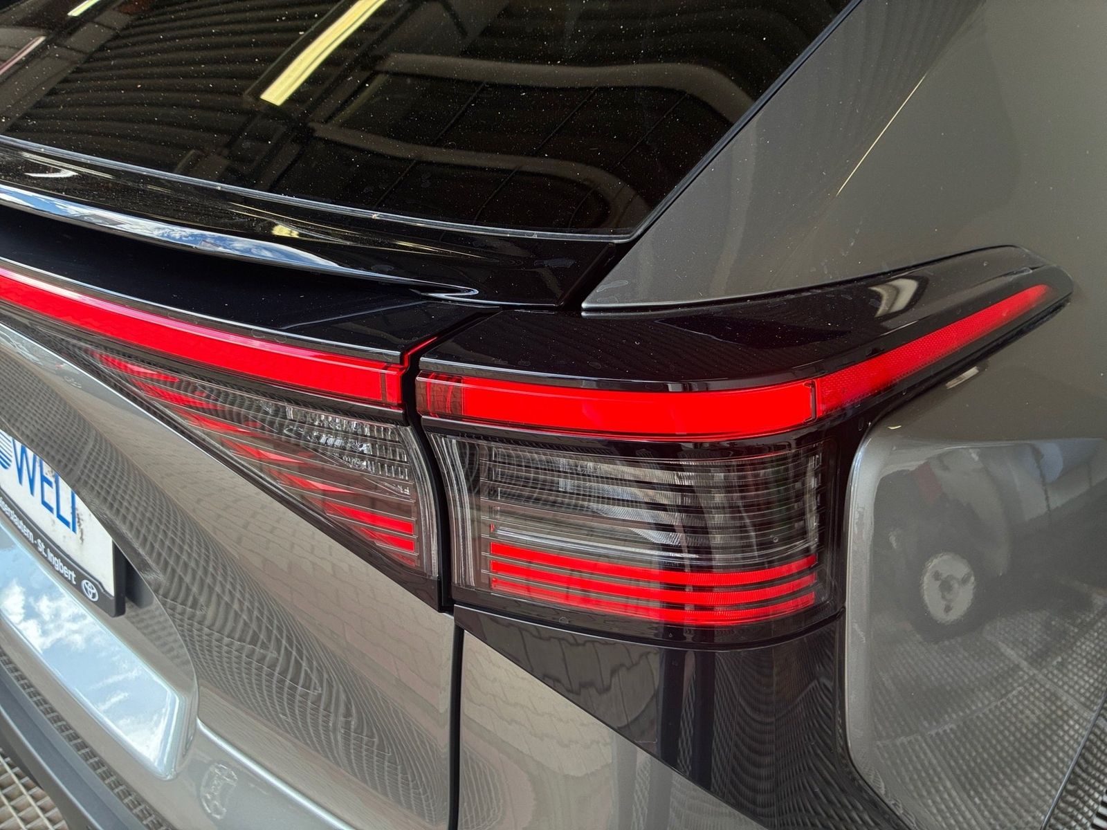 Fahrzeugabbildung Toyota bZ4X AWD Lounge 360,Kamera,LED,Navi,SHZ,ACC,PDC