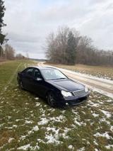 Mercedes-Benz MERCEDES BENZ C CLASS  , w 203 , 2007 . - Mercedes-Benz 200 aus 2007