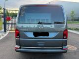 Volkswagen T6.1 Caravelle *4Motion*8Sitzer*LED*R-Kamera - Behindertengerechte Volkswagen T6 Caravelle