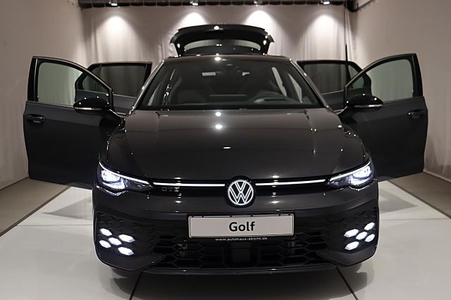 Golf GTE 1.5 DSG BlackStyle AHK Winterr. PANO KA