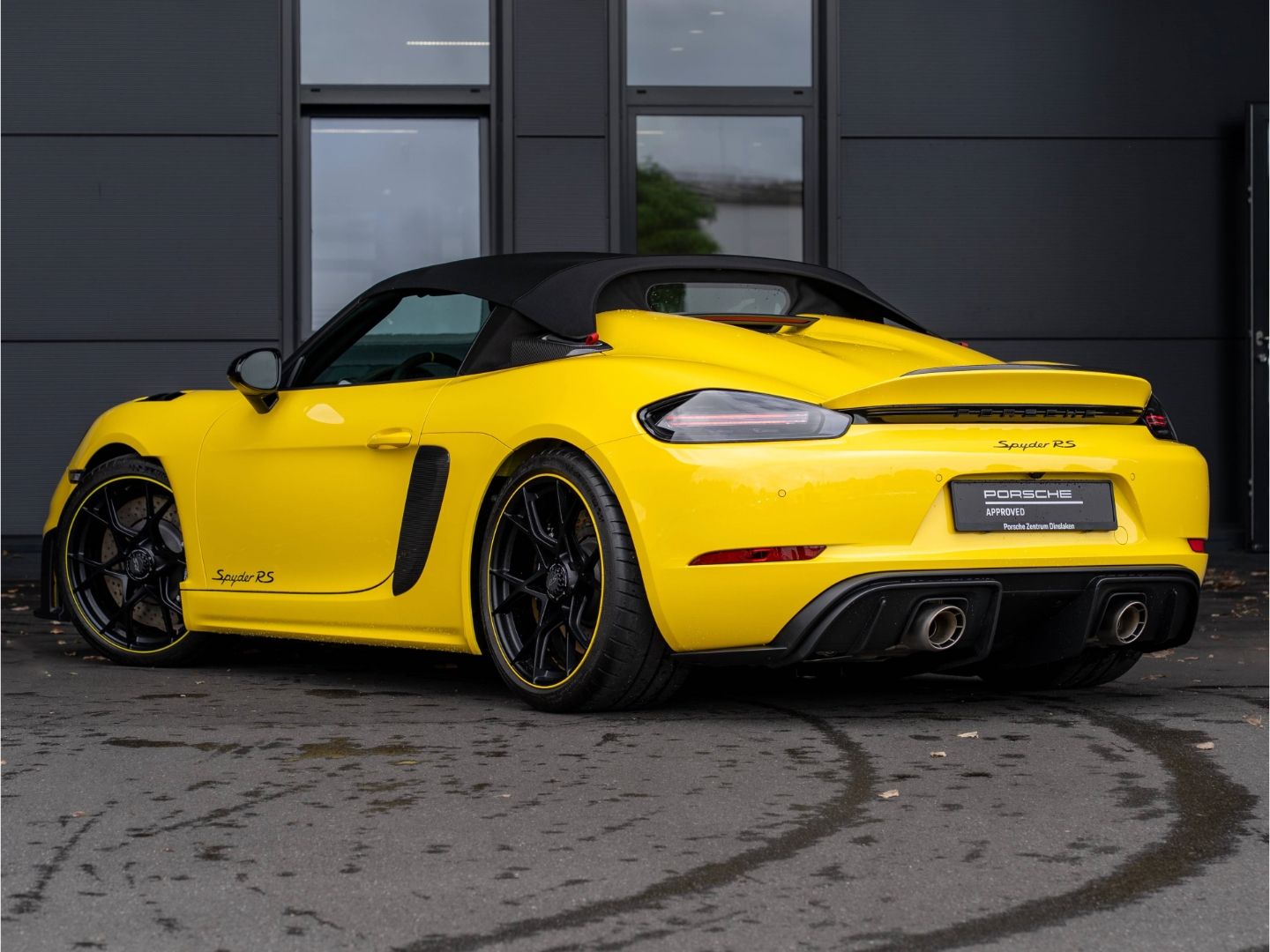 Porsche 718 Spyder RS Weissach Chrono Lift 90L BOSE imagem 3