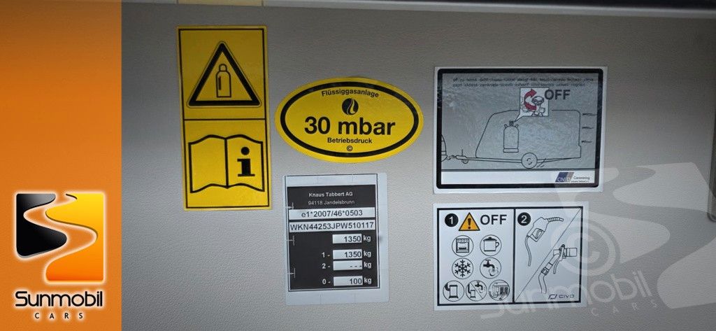 Fahrzeugabbildung Weinsberg CaraOne 420 QD 1.350 kg Ambientebeleuchtung