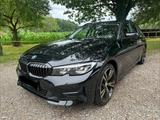 BMW 318d Touring,LED, Navi, Live Cockpit, 19 Zoll 