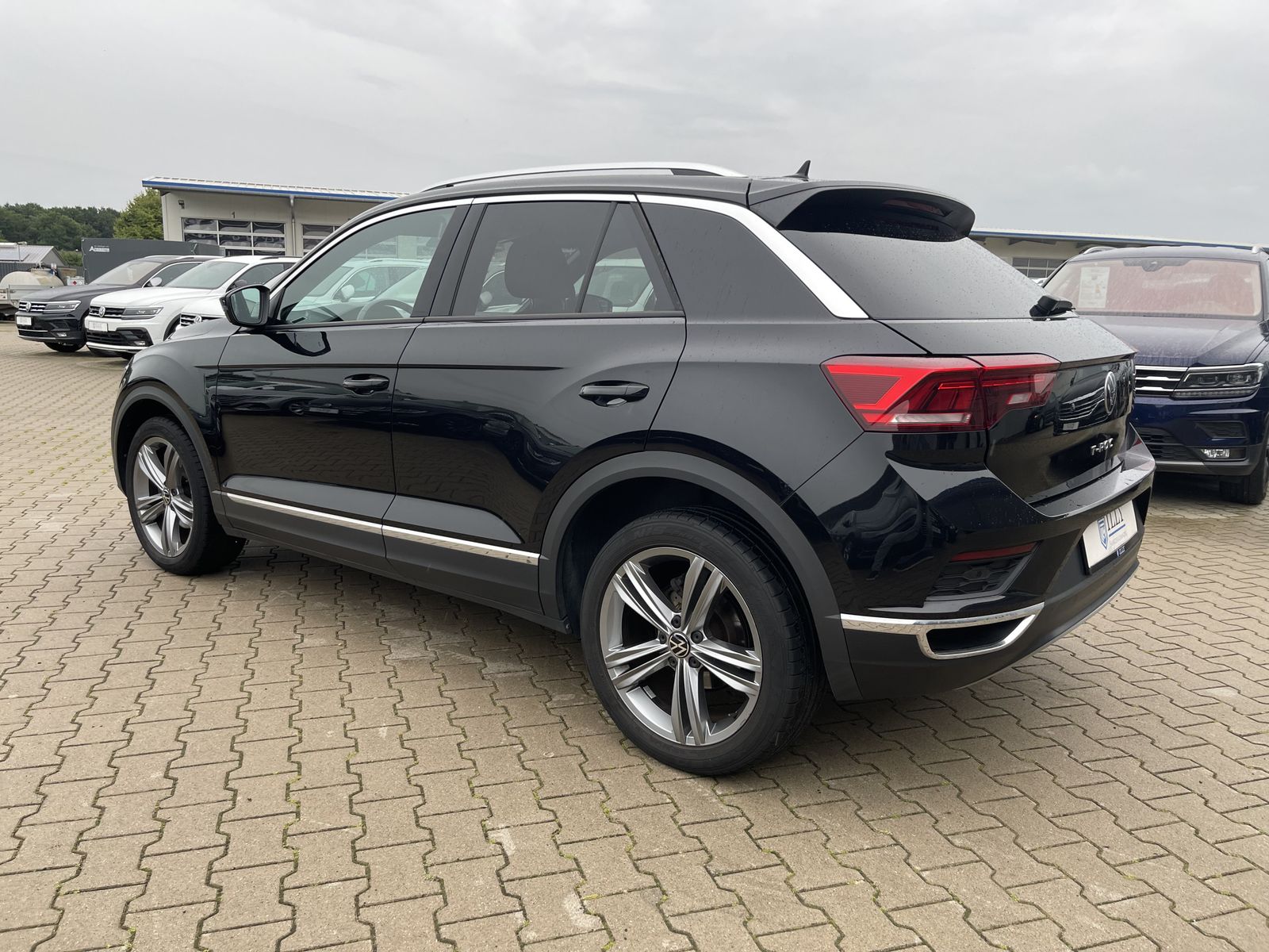 Fahrzeugabbildung Volkswagen T-Roc 2.0 TDI*Sport*LED*Cam*ACC*Navi*SHZ*