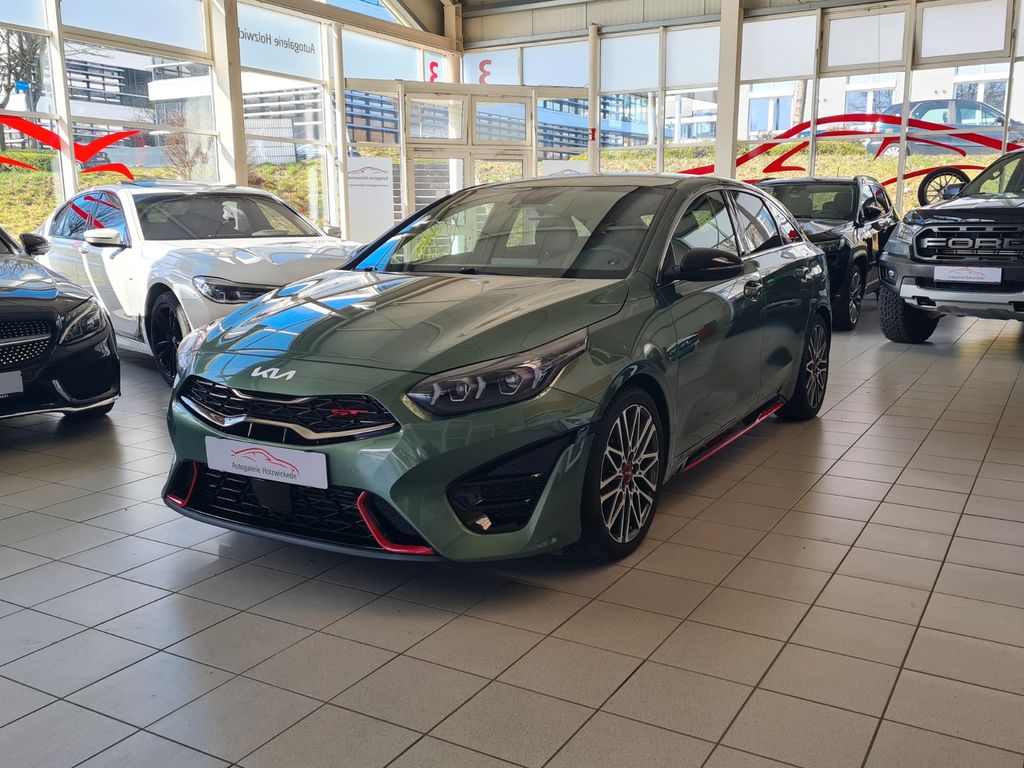 Kia pro cee'd / ProCeed