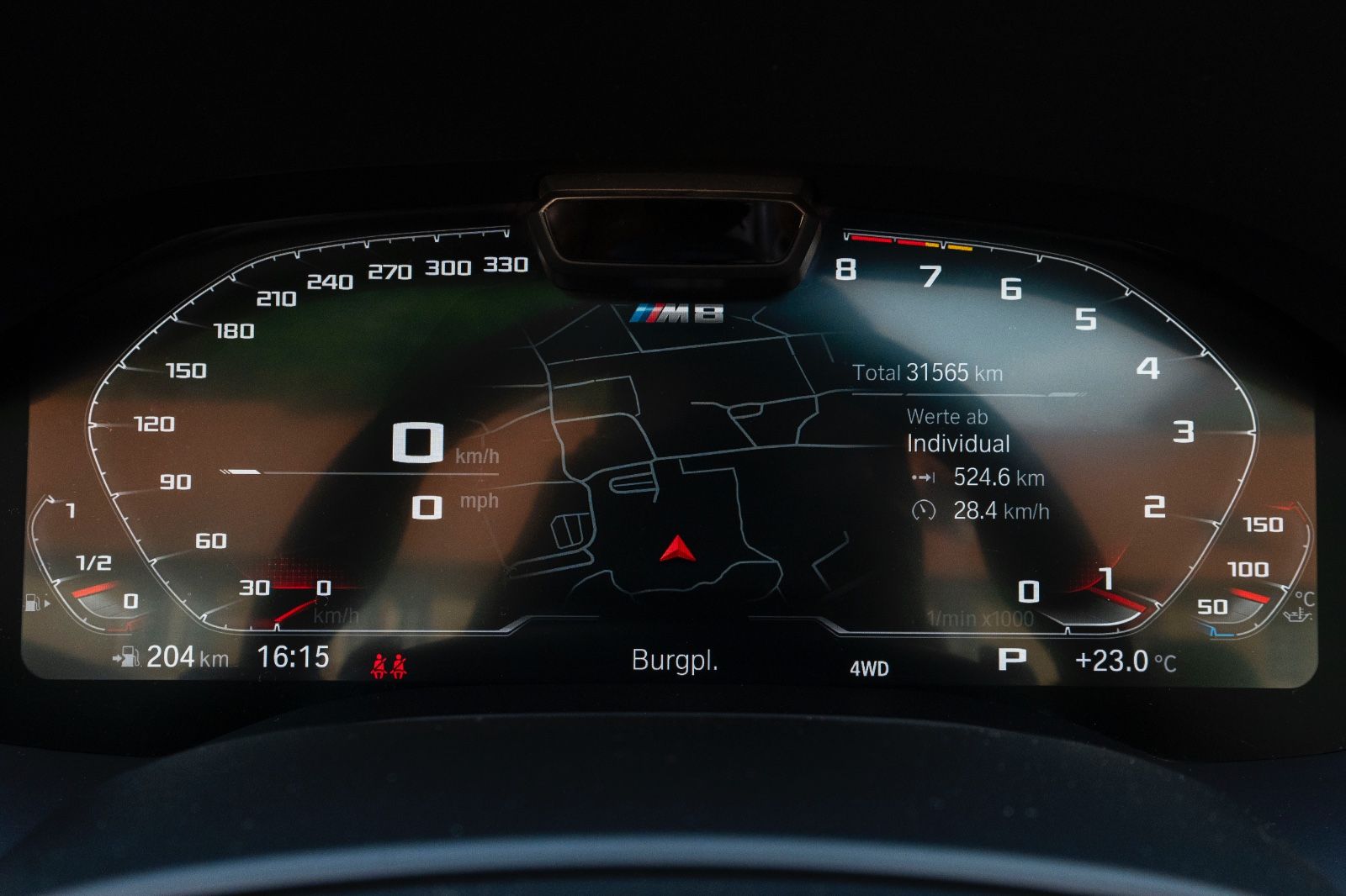 Fahrzeugabbildung BMW M8 Cabrio Competition LASERLICHT HUD H&K 360° M