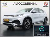 BYD ATTO 3 60kWh Design SOH 100% panorama dach Leder - BYD ATTO 3 aus 2022