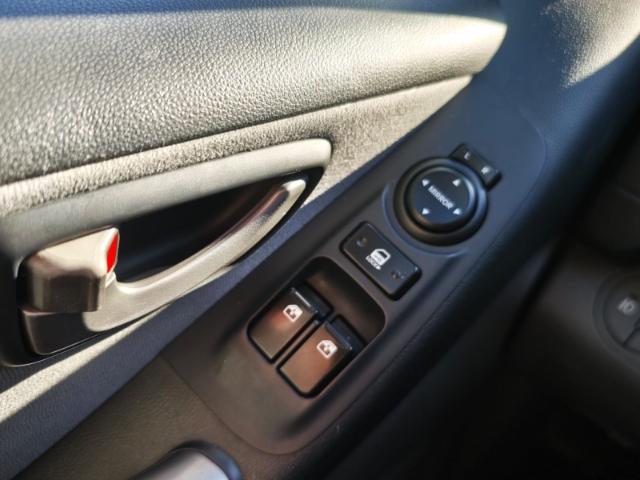 Hyundai H-1 HYUNDAI Family Automatik Navi 2.5 CRDI 170PS