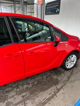 Opel Meriva 1.4 INNOVATION 88kW INNOVATION - Opel Meriva Gebrauchtwagen in Hamburg