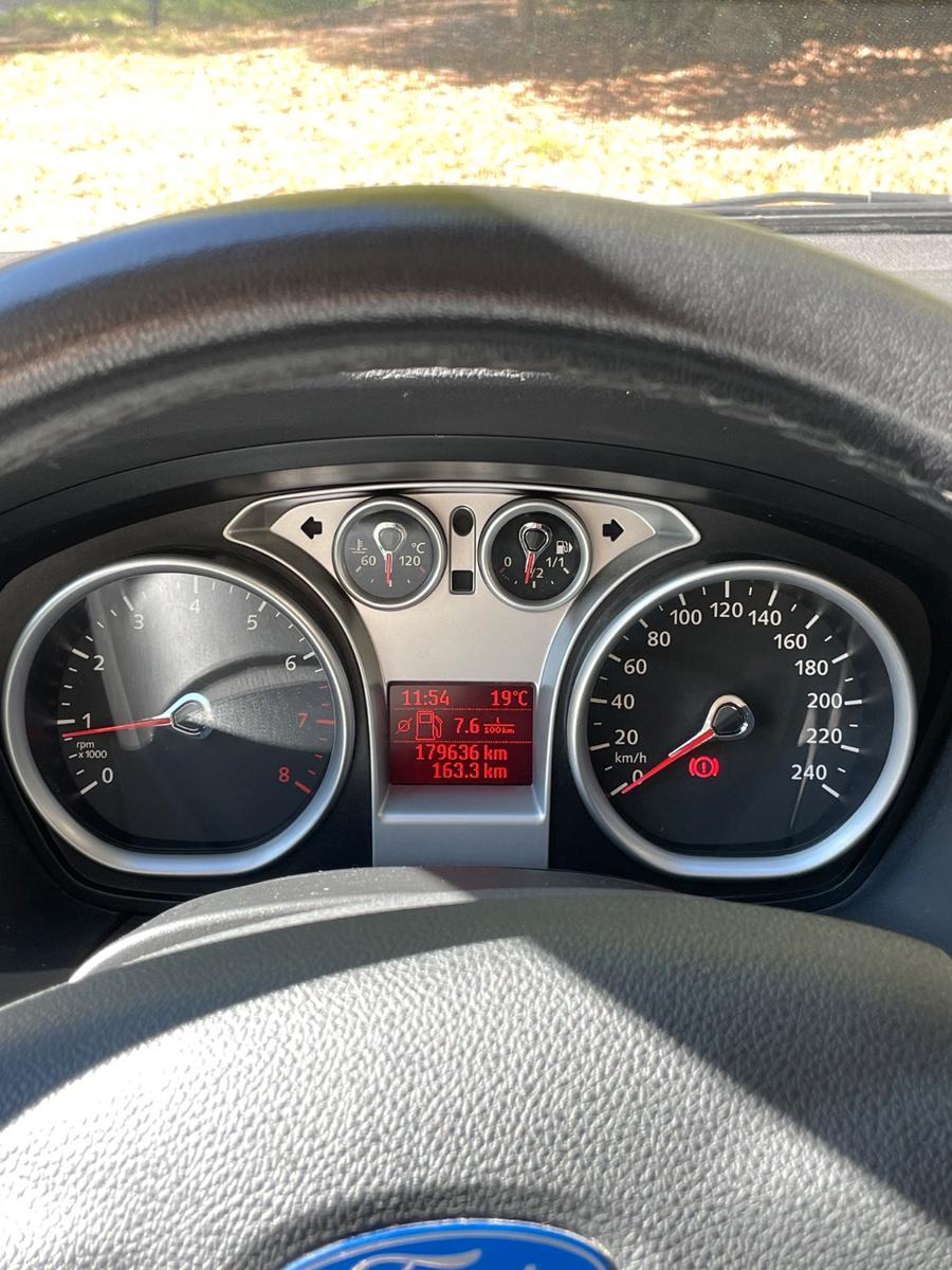 Ford Focus 2009 — photo 5