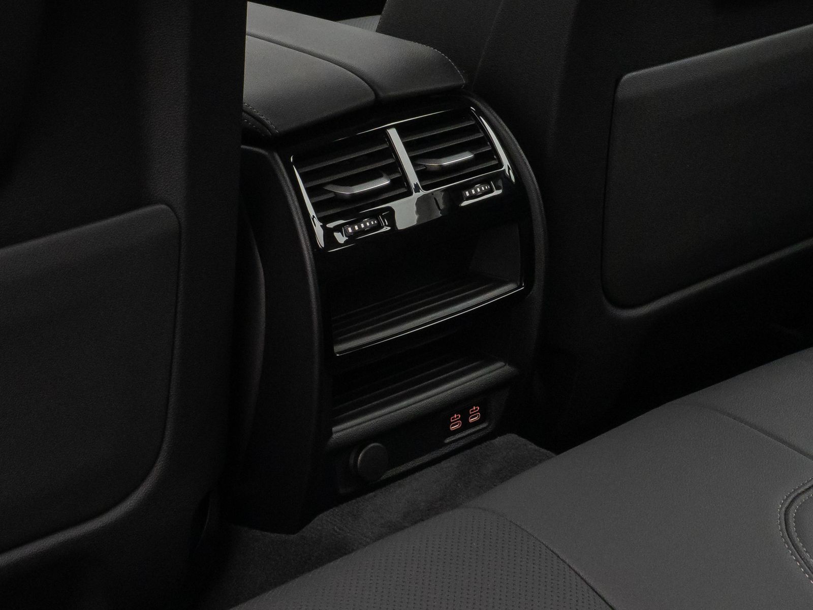 Fahrzeugabbildung BMW 520i PDC DAB CockPitPro Sitzhzg Alarm LED Leder