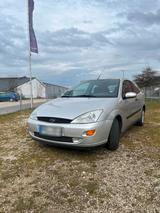 Ford Focus mit 2 Jahren TÜV - gebrauchte Ford Focus aus dem Jahr 1998