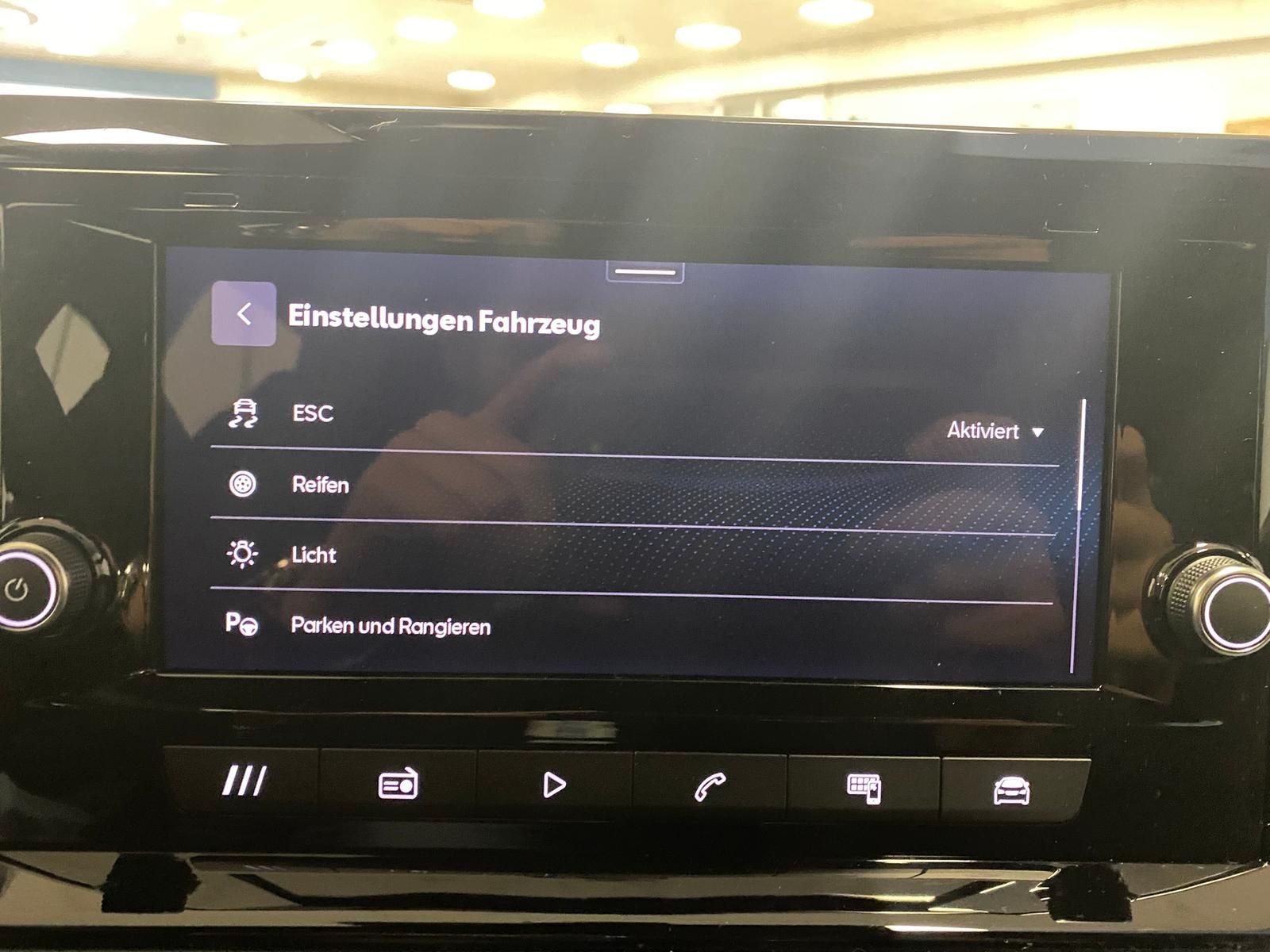 Fahrzeugabbildung SEAT Ibiza 1.0 TSI 1.0 TSI 70 kW Style APP+KLIMA+ACC+
