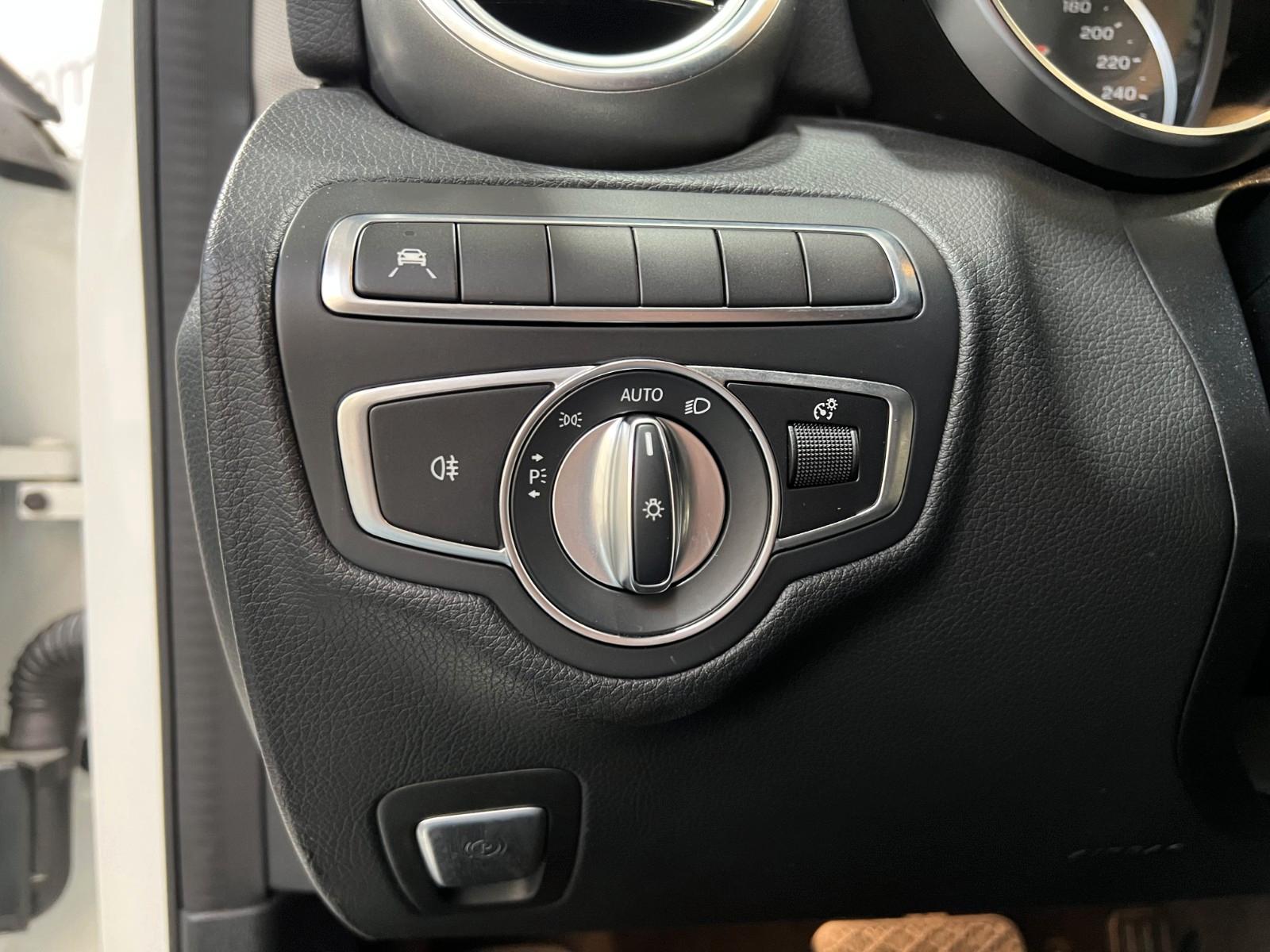 Mercedes-Benz C300 T-Modell AMG Line *LED *Assistent *RFK