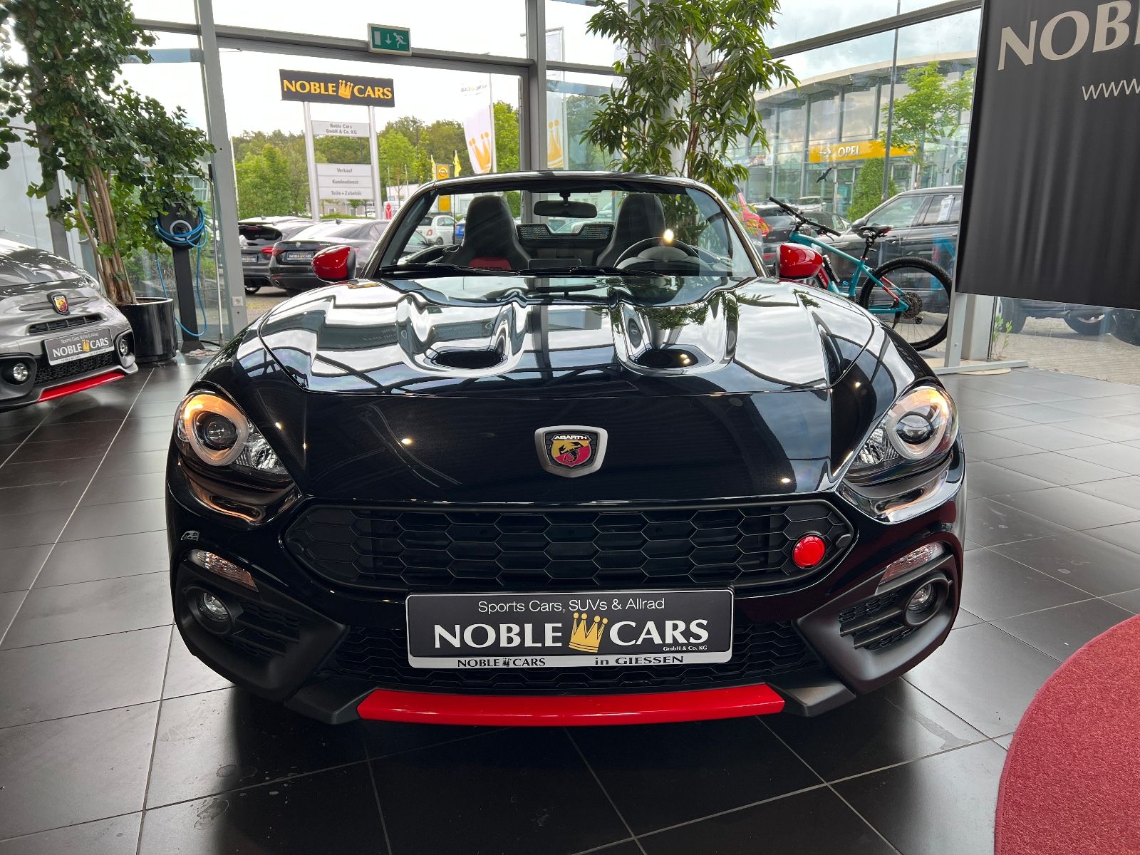 Fahrzeugabbildung Abarth 124 Spider Turbo Turismo BOSE LEDER ALU