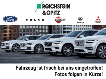 Volvo XC40 B4 Ultra Dark DCT