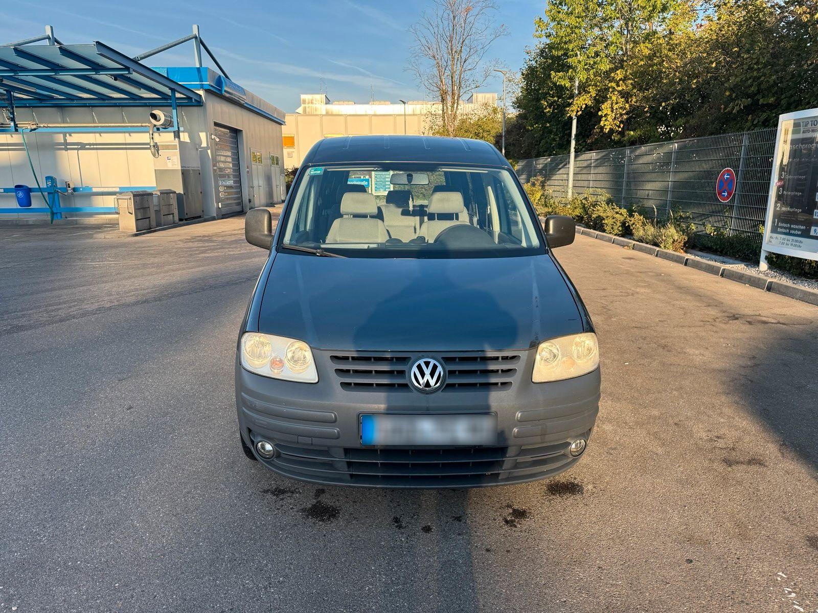 Volkswagen Caddy 2007 — rear view