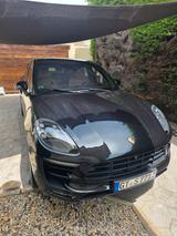 Porsche Macan GTS  - Porsche Macan in Essen