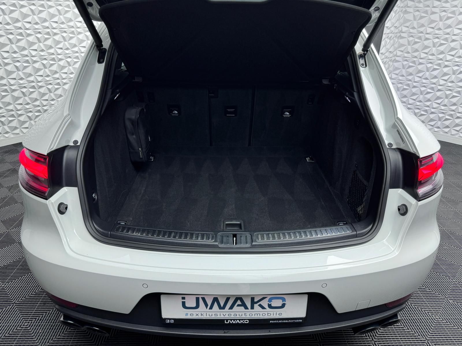 Fahrzeugabbildung Porsche S APPROVED*PDLS+*PASM*ACC*LUFT*PANO*RCAM*PPF*DAB
