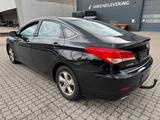 Hyundai i40 1.7 CRDi Sedan 115PS NR: 57721 - schwarze Hyundai i40