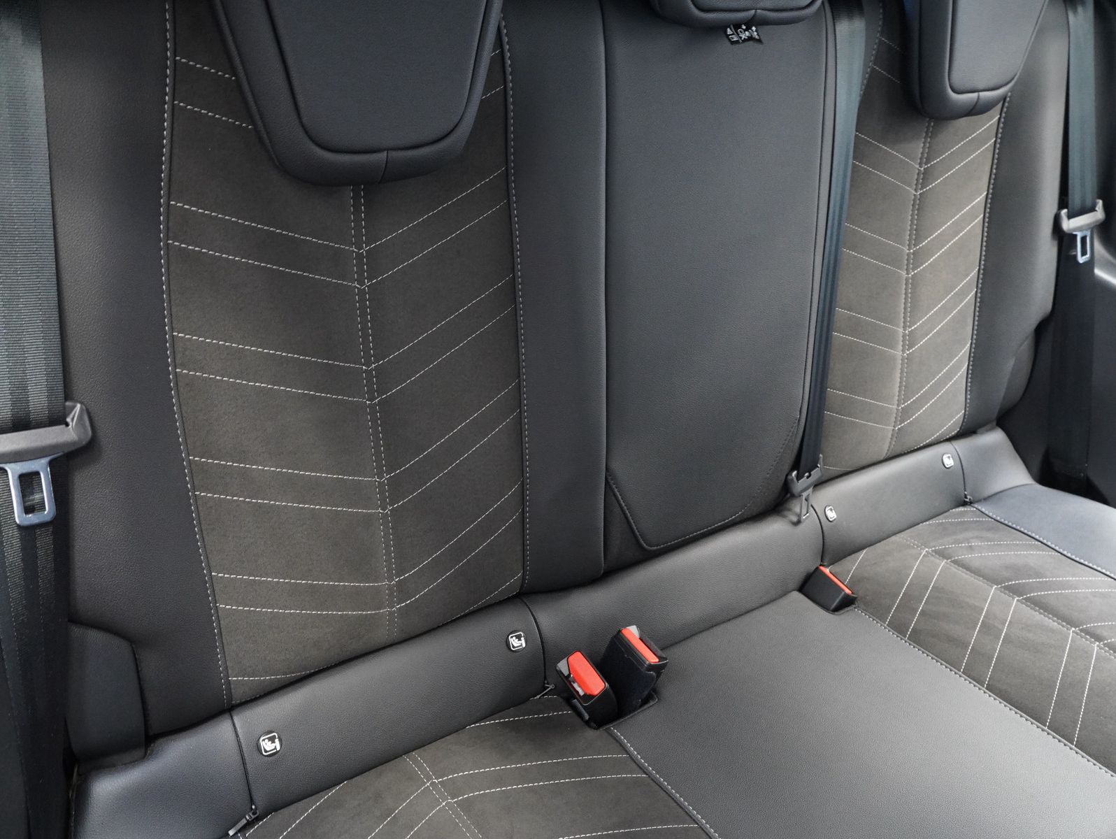 Fahrzeugabbildung Opel Corsa F e Ultimate CARPLAY/INTELLILUX/11KW/SOH