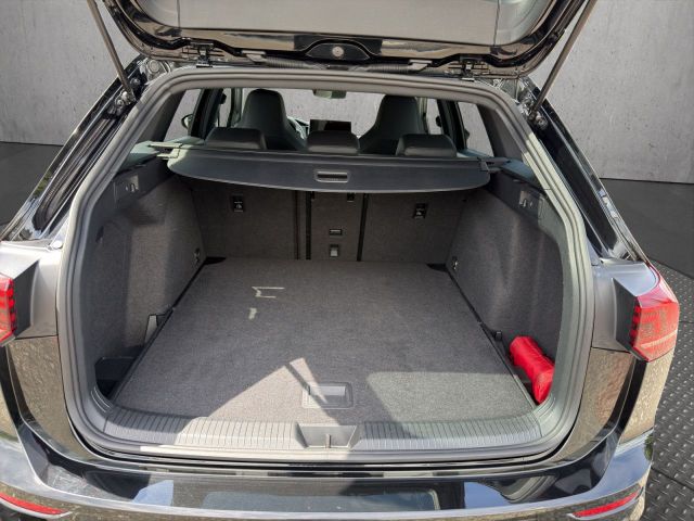 Golf VIII Variant R-Line 1.5 TSI DSG Bluetooth