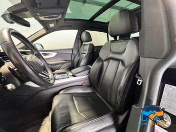 Audi Q8 - 9