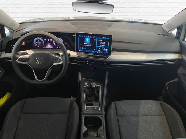 Fahrzeugabbildung Volkswagen Golf Life 1,5 l TSI OPF 85 kW (116 PS) 6-Gang KL