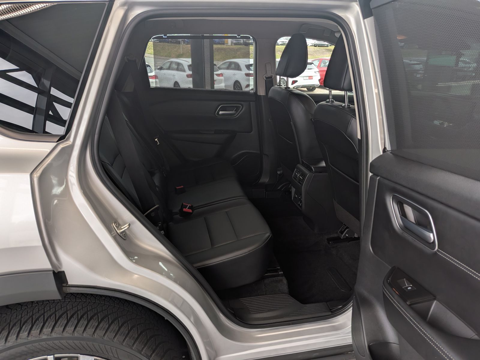 Fahrzeugabbildung Nissan X-Trail 1.5 e-Power e-4 Tekna Bose HUD LED+ 20"