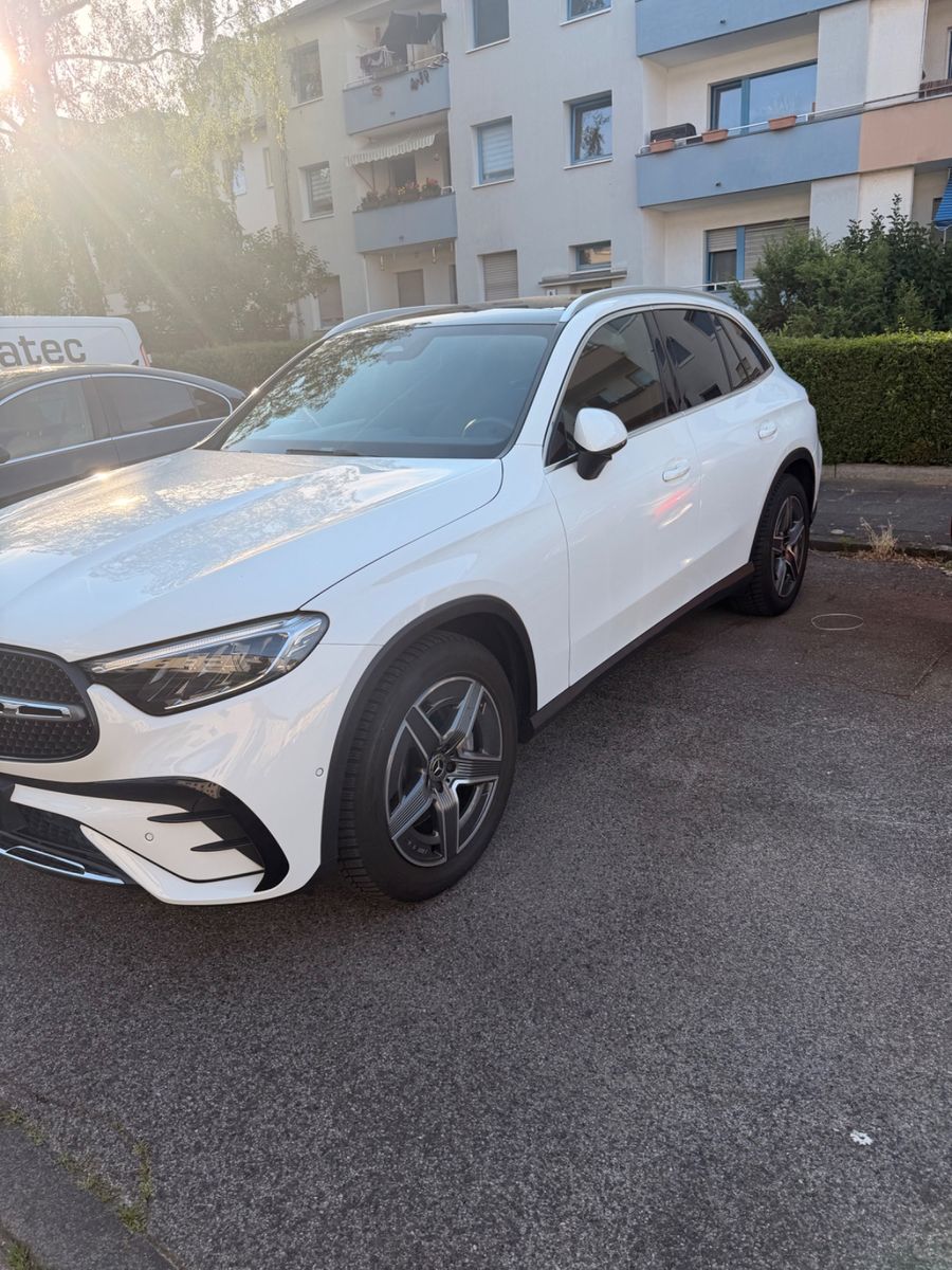 MERCEDES-BENZ GLC 300 4MATIC | Unfallfrei | Garantie | TÜV