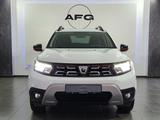 Dacia Duster II Extreme*360° Kamera*SHZ - : Teilleder, mit Navigationssystem