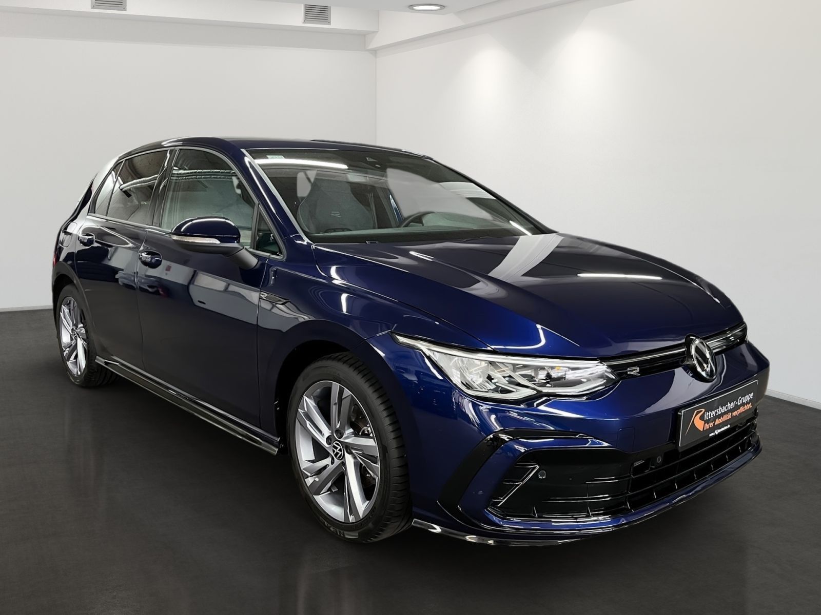 Volkswagen Golf VIII R-Line 1,5 TSI Privacy SideAssist foto 3