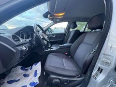 Fahrzeugabbildung Mercedes-Benz C 180 C 180 T CGI Scheckheft PDC Navi