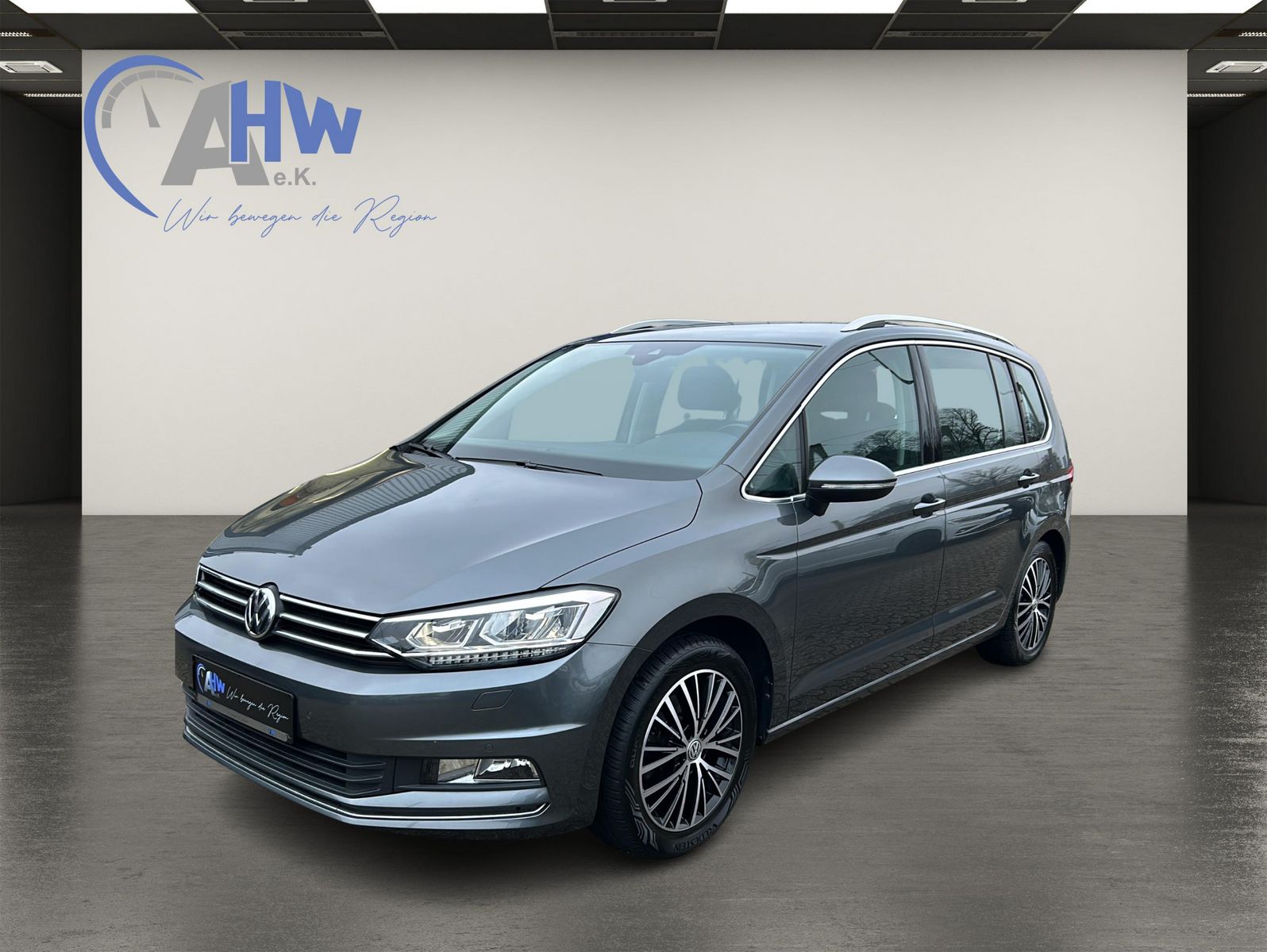 Fahrzeugabbildung Volkswagen Touran 1,8 TSI Highline BMT/Start-Stopp