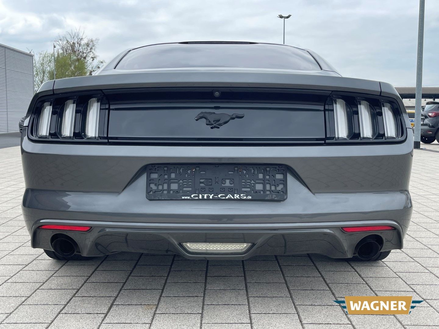 Fahrzeugabbildung Ford Mustang 2.3 EcoBoost Tempomat Automatik