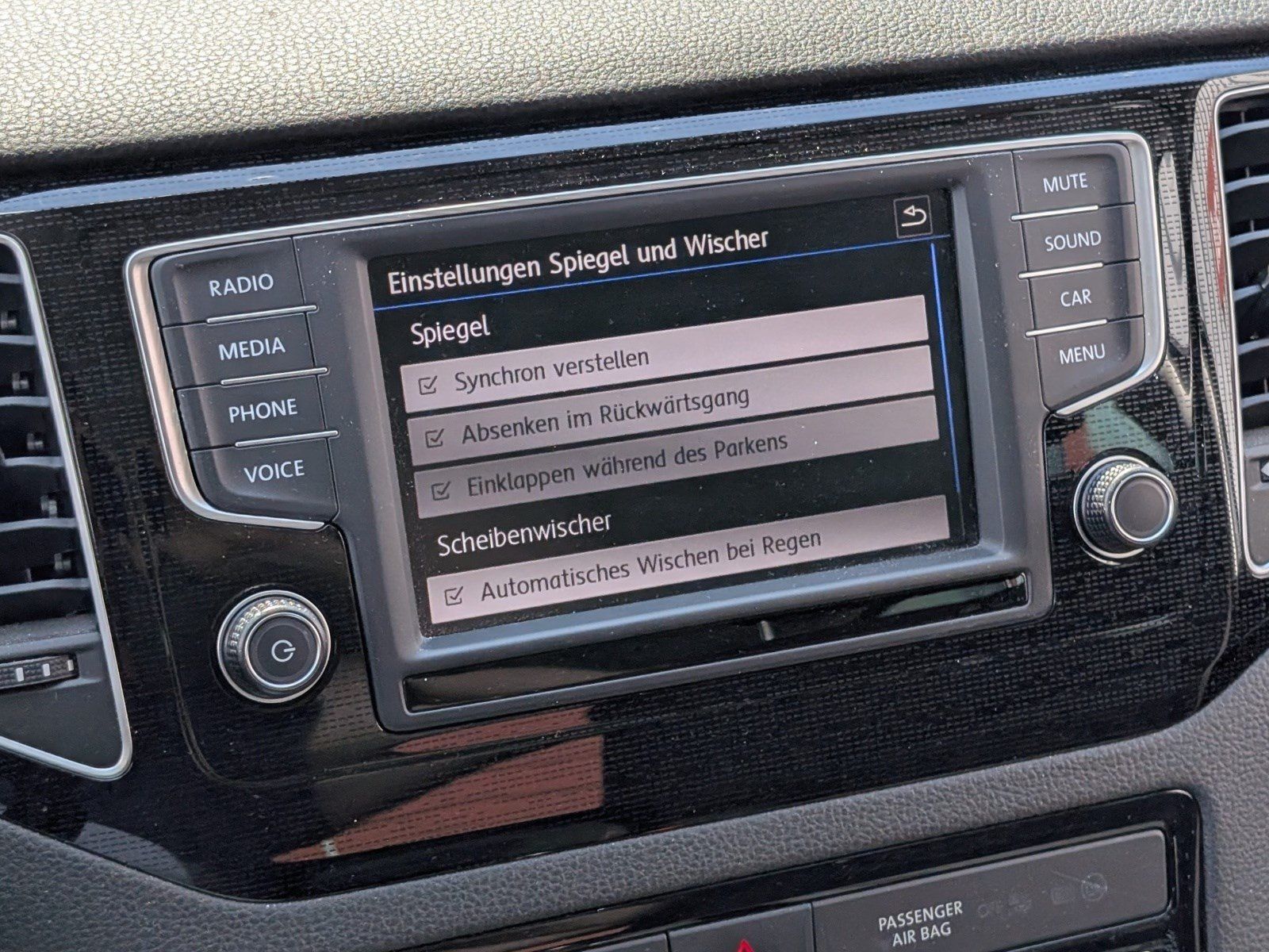 VW Golf Sportsvan 1.2 TSI Sound Allwetter SHZ ACC – Bild 12