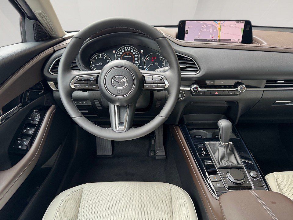 Fahrzeugabbildung Mazda CX-30 2.0i X 186PS A/T Takumi SUNR WLOP